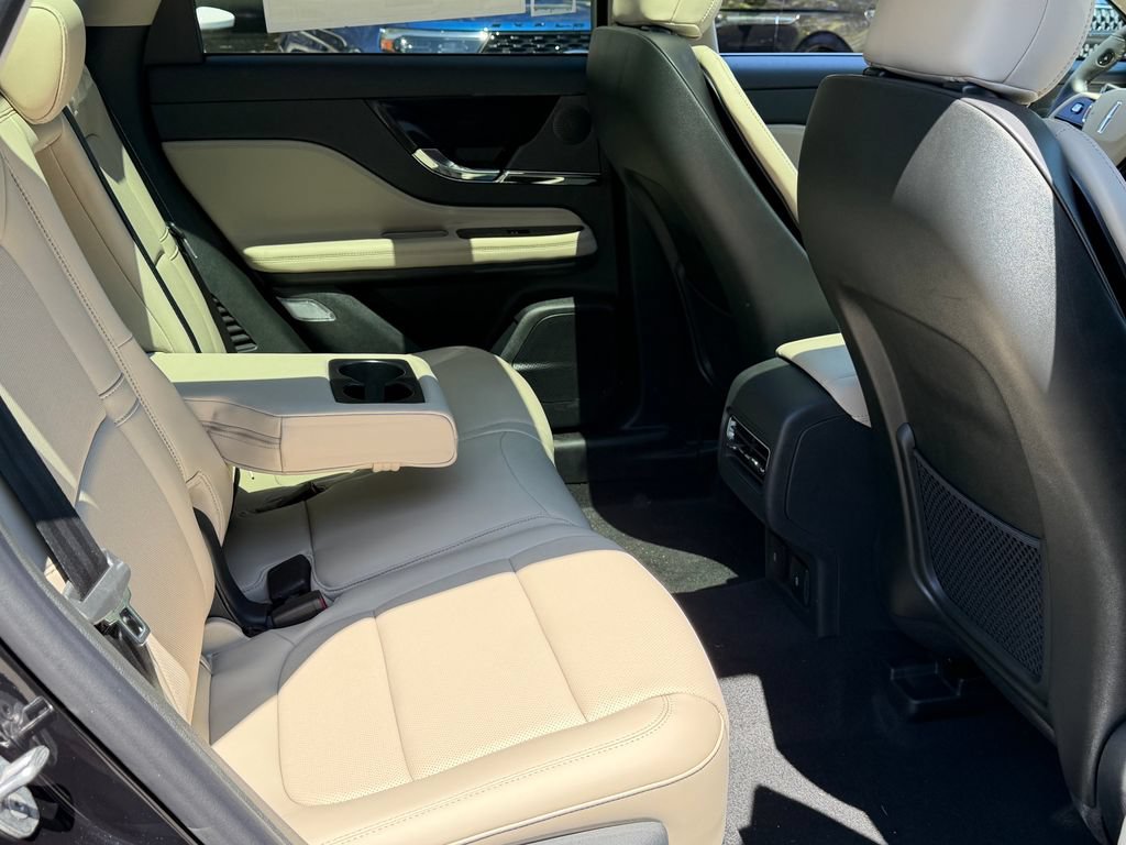 New 2026 Lincoln Corsair Reserve AWD/4WD image 8