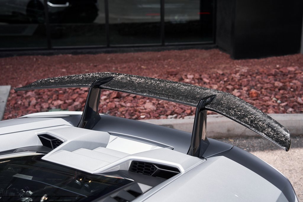 Used 2018 Lamborghini Huracan Performante image 9