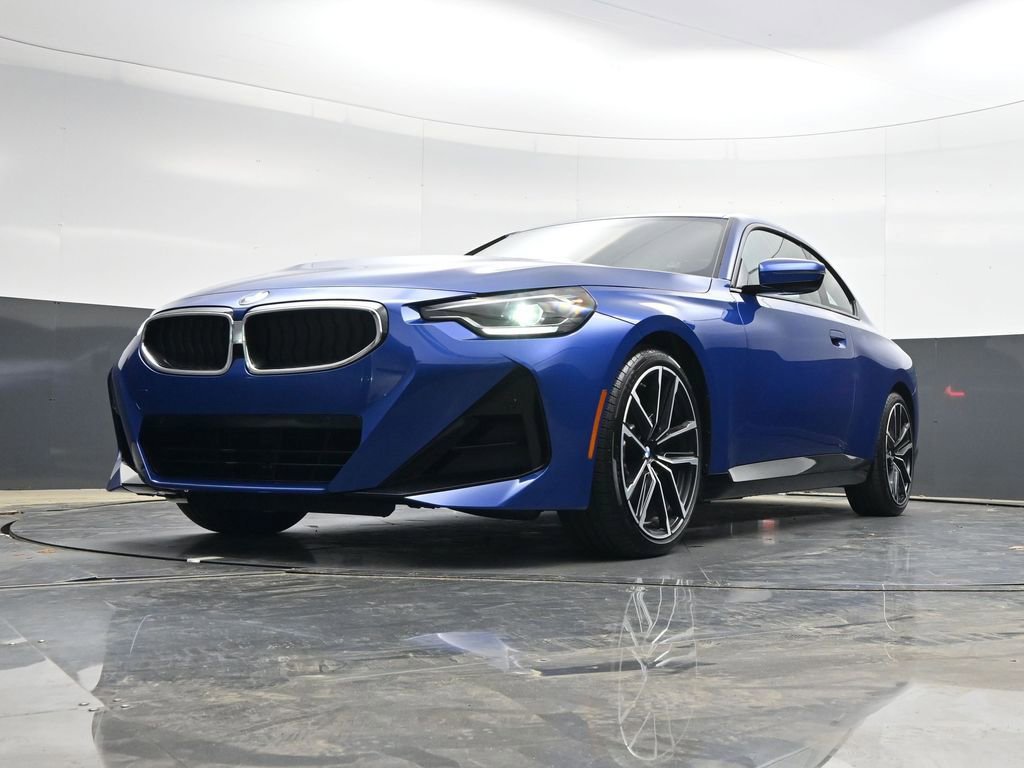 Used 2024 BMW 230i Coupe w/ M Sport Package RWD image 30