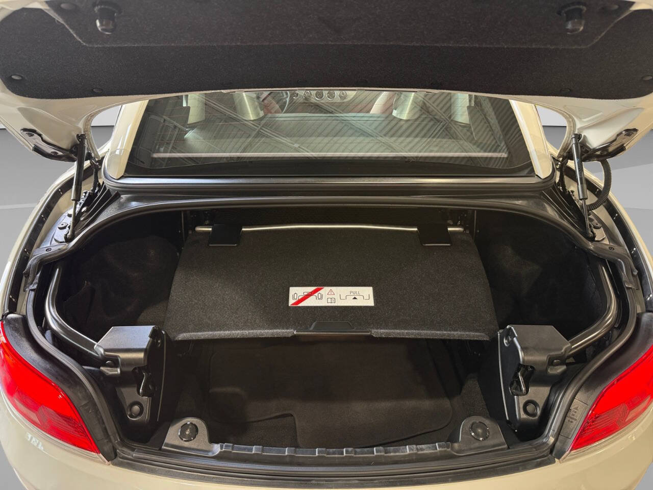 Used 2013 BMW Z4 sDrive28i RWD image 18