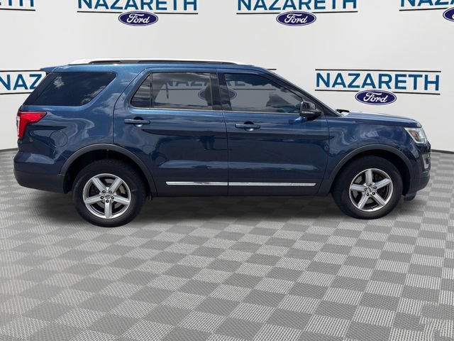 Used 2017 Ford Explorer XLT AWD/4WD image 8