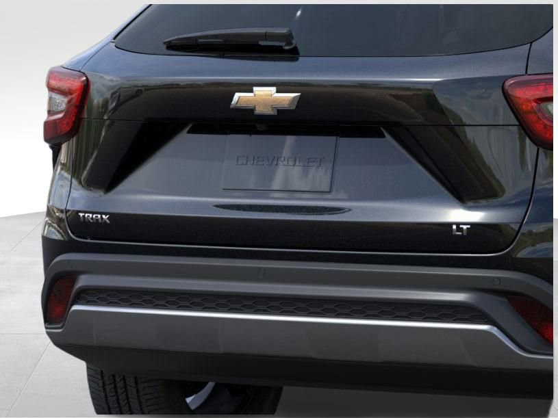 New 2025 Chevrolet Trax LT w/ Driver Confidence Package image 16