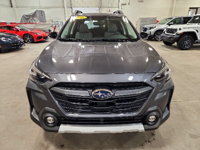 Used 2025 Subaru Outback Limited AWD/4WD image 8
