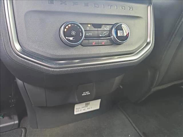New 2026 Ford Expedition Platinum w/ Stealth Appearance Package image 12