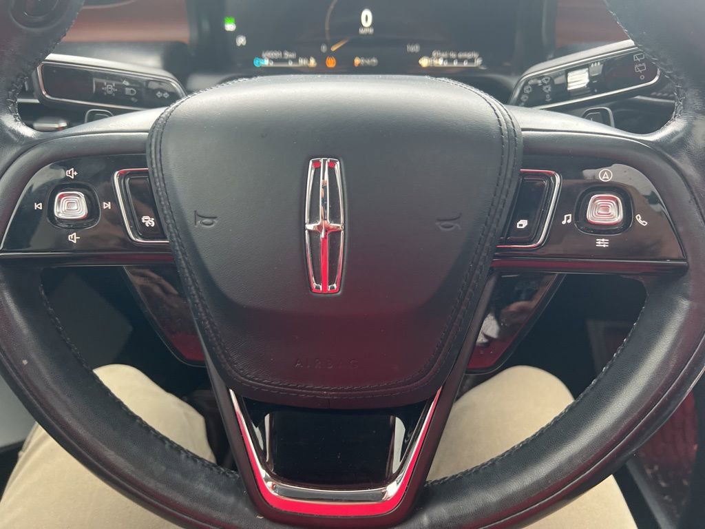 Used 2020 Lincoln Aviator Reserve w/ Equipment Group 202A image 11