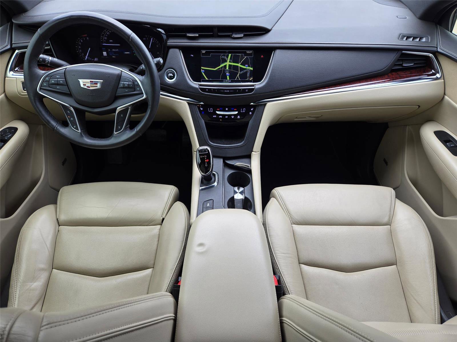 Used 2017 Cadillac XT5 Premium Luxury FWD image 13
