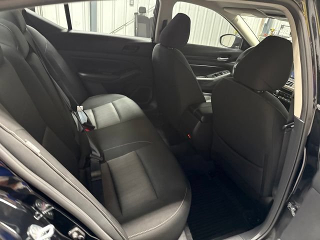 Used 2024 Nissan Altima 2.5 SV FWD image 21