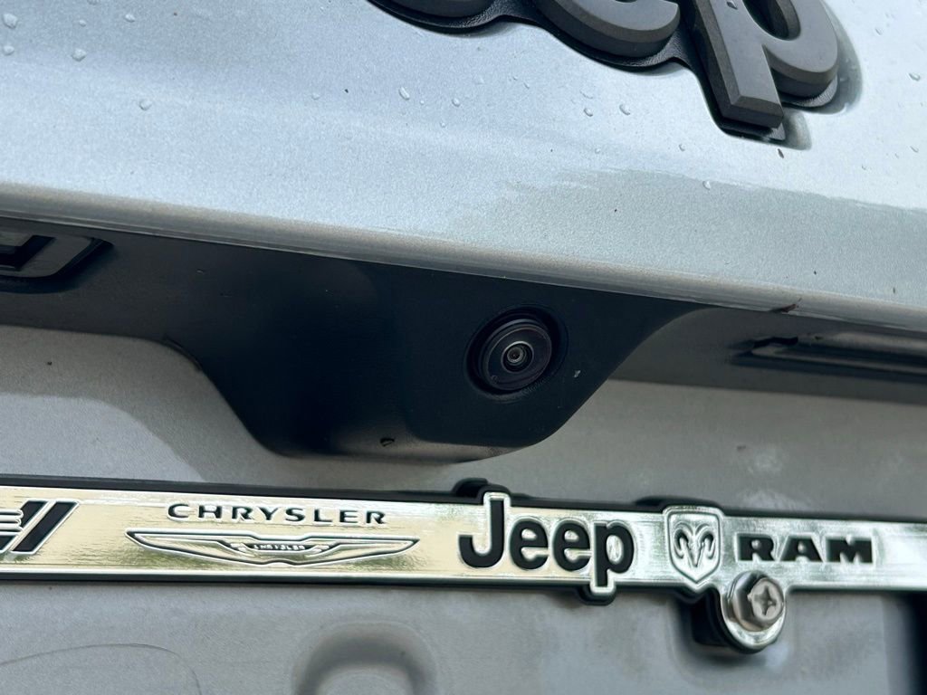New 2025 Jeep Compass Limited w/ Sun & Sound Group AWD/4WD image 29