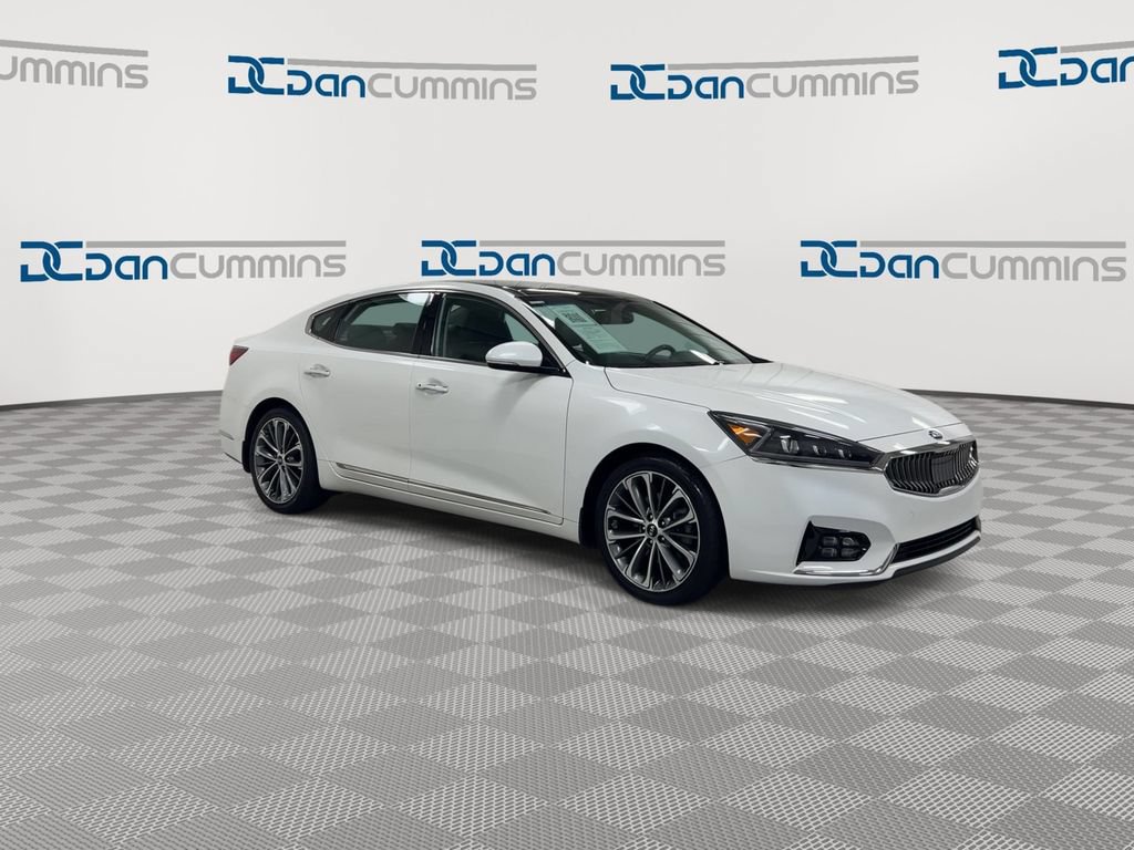 Used 2019 Kia Cadenza Technology FWD image 2