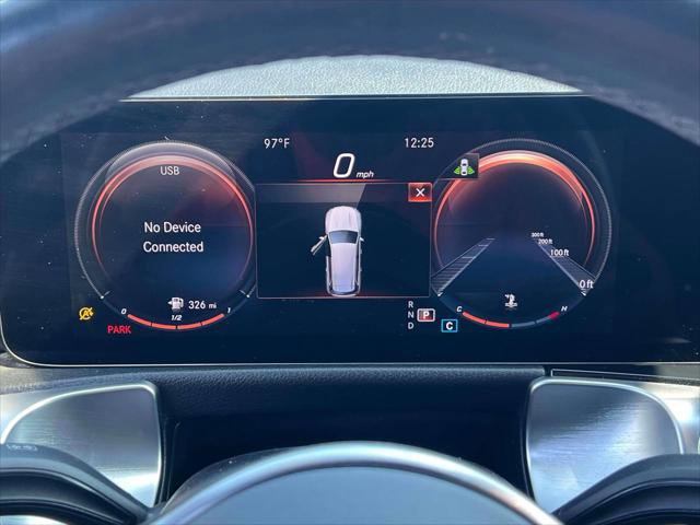 Used 2022 Mercedes-Benz GLB 250 4MATIC image 26