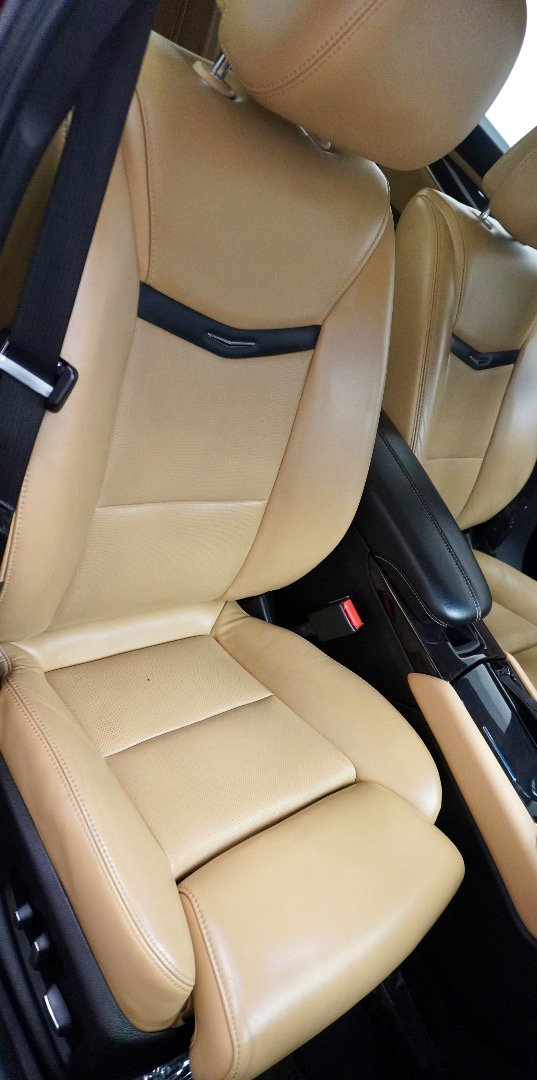 Used 2013 Cadillac XTS Luxury w/ Driver Awareness Package image 9