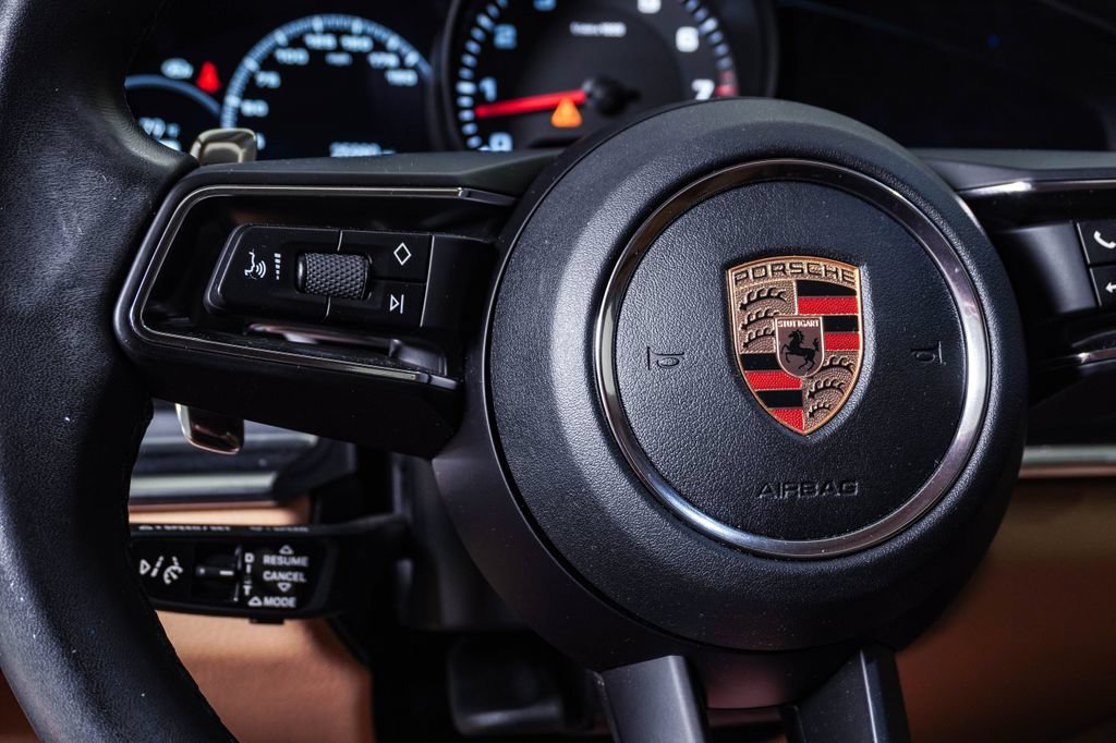 Certified 2023 Porsche Panamera 4 Platinum Edition AWD/4WD image 21