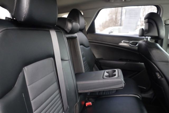 Used 2023 Kia Sportage SX image 39