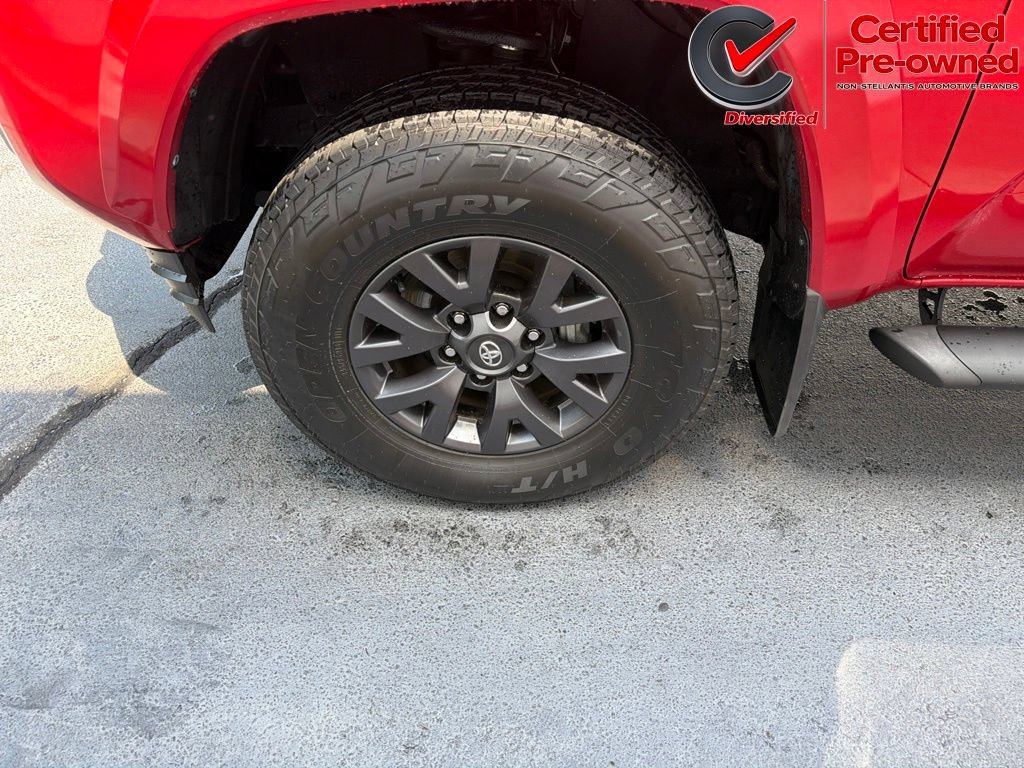 Used 2021 Toyota Tacoma SR5 RWD image 15