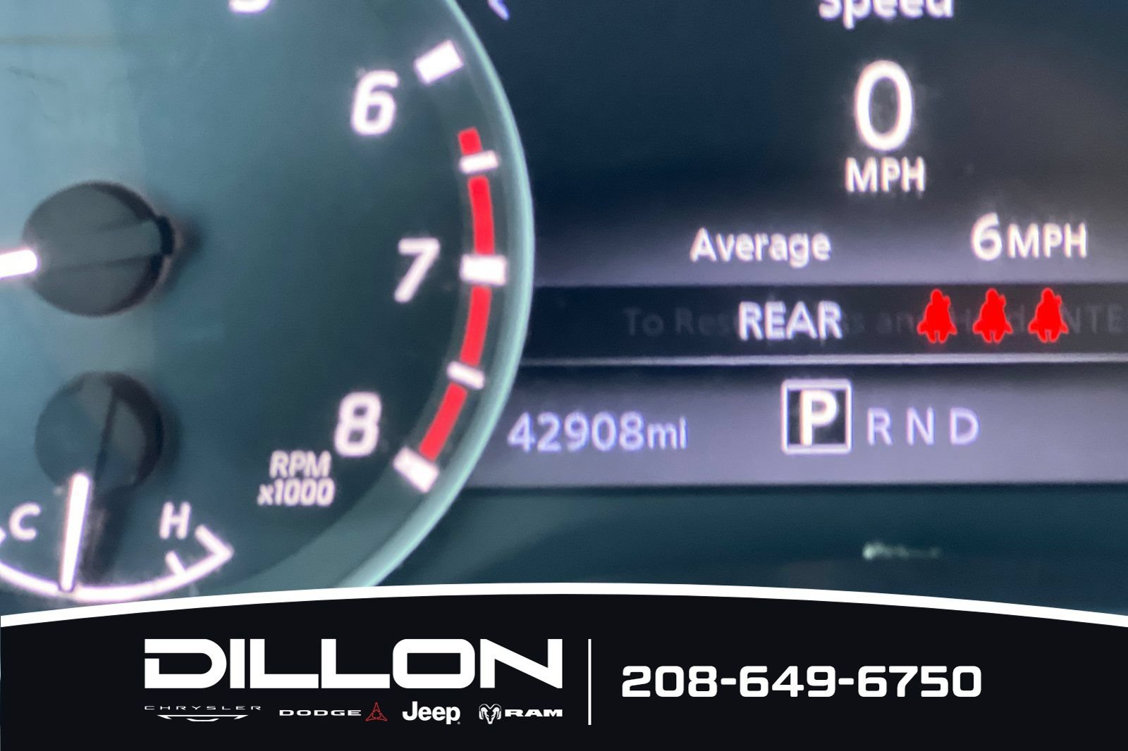 Used 2024 Nissan Titan SV AWD/4WD image 26