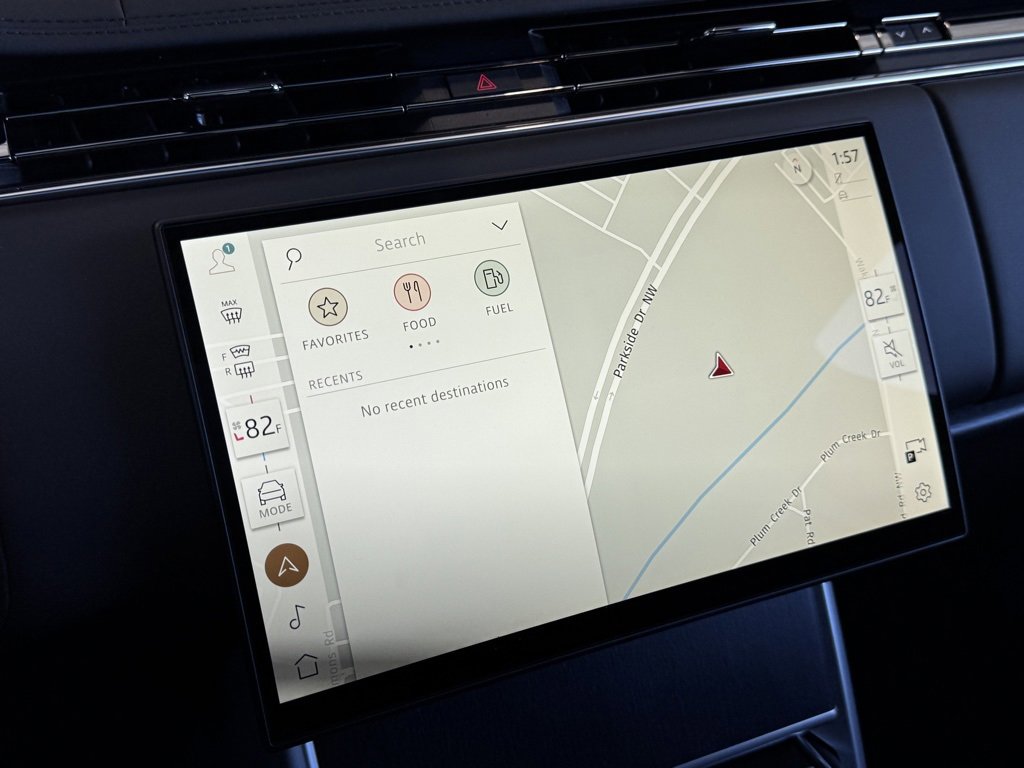 New 2026 Land Rover Range Rover SE image 12