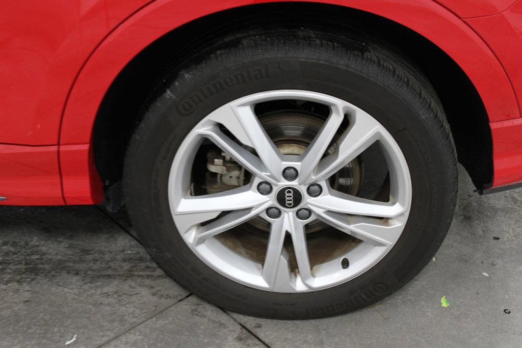 Used 2023 Audi Q3 2.0T Premium Plus w/ Premium Plus Package image 48