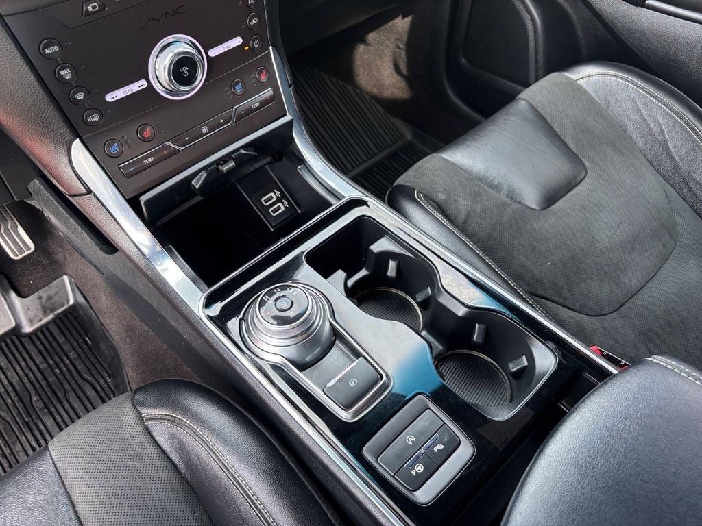 Used 2020 Ford Edge ST w/ Equipment Group 401A AWD/4WD image 18
