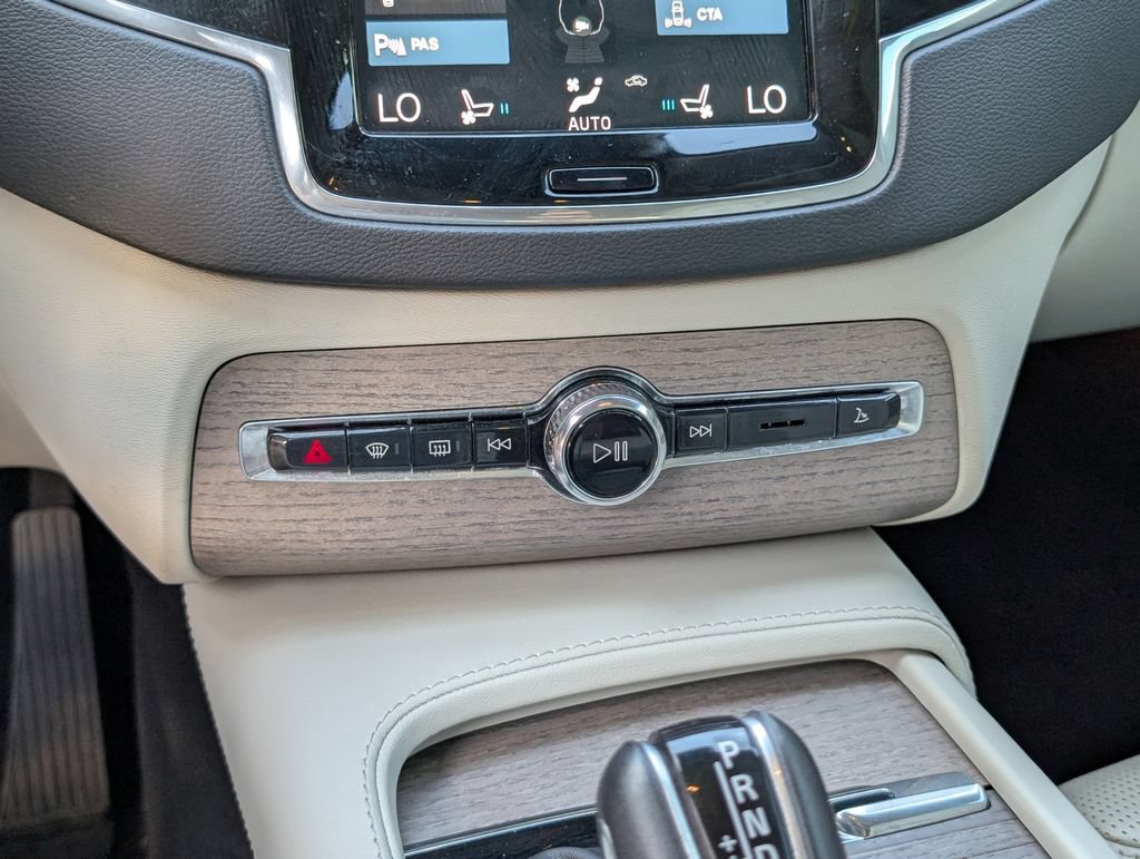 Used 2022 Volvo XC90 T6 Inscription w/ Advanced Package AWD/4WD image 10