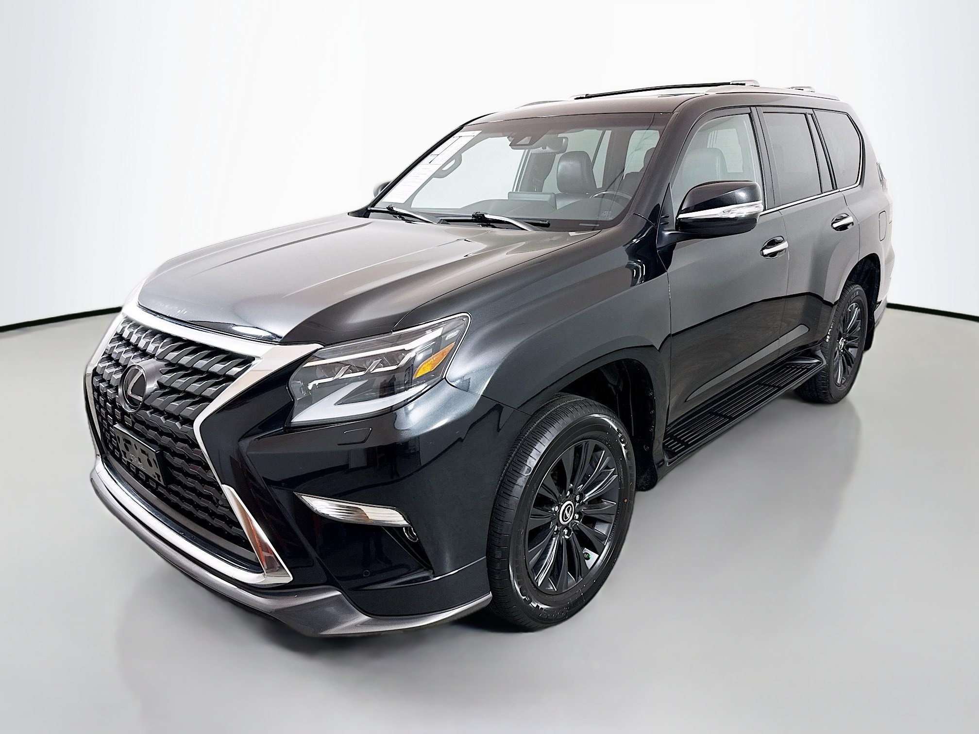 Used 2023 Lexus GX 460 Luxury w/ Sport Design Package AWD/4WD image 3