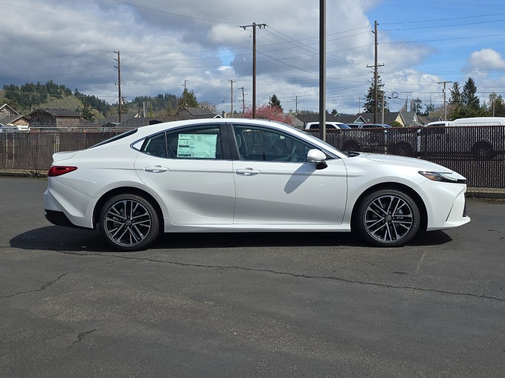New 2026 Toyota Camry XLE image 7