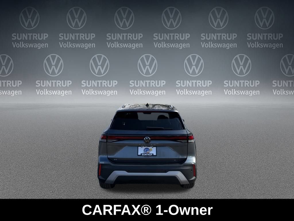 Used 2026 Volkswagen Tiguan SE AWD/4WD image 4