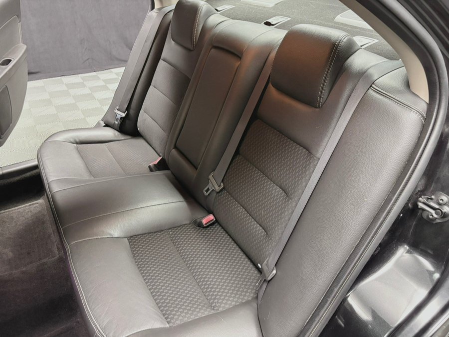 Used 2009 Ford Fusion SEL FWD image 31