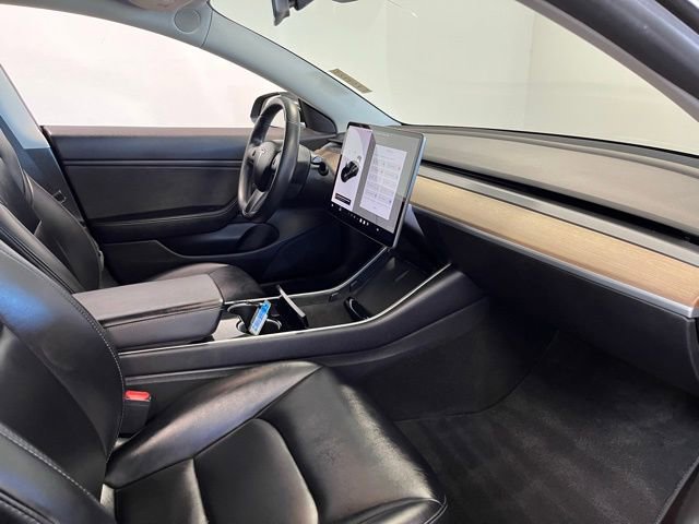 Used 2019 Tesla Model 3 Standard Range Plus image 11