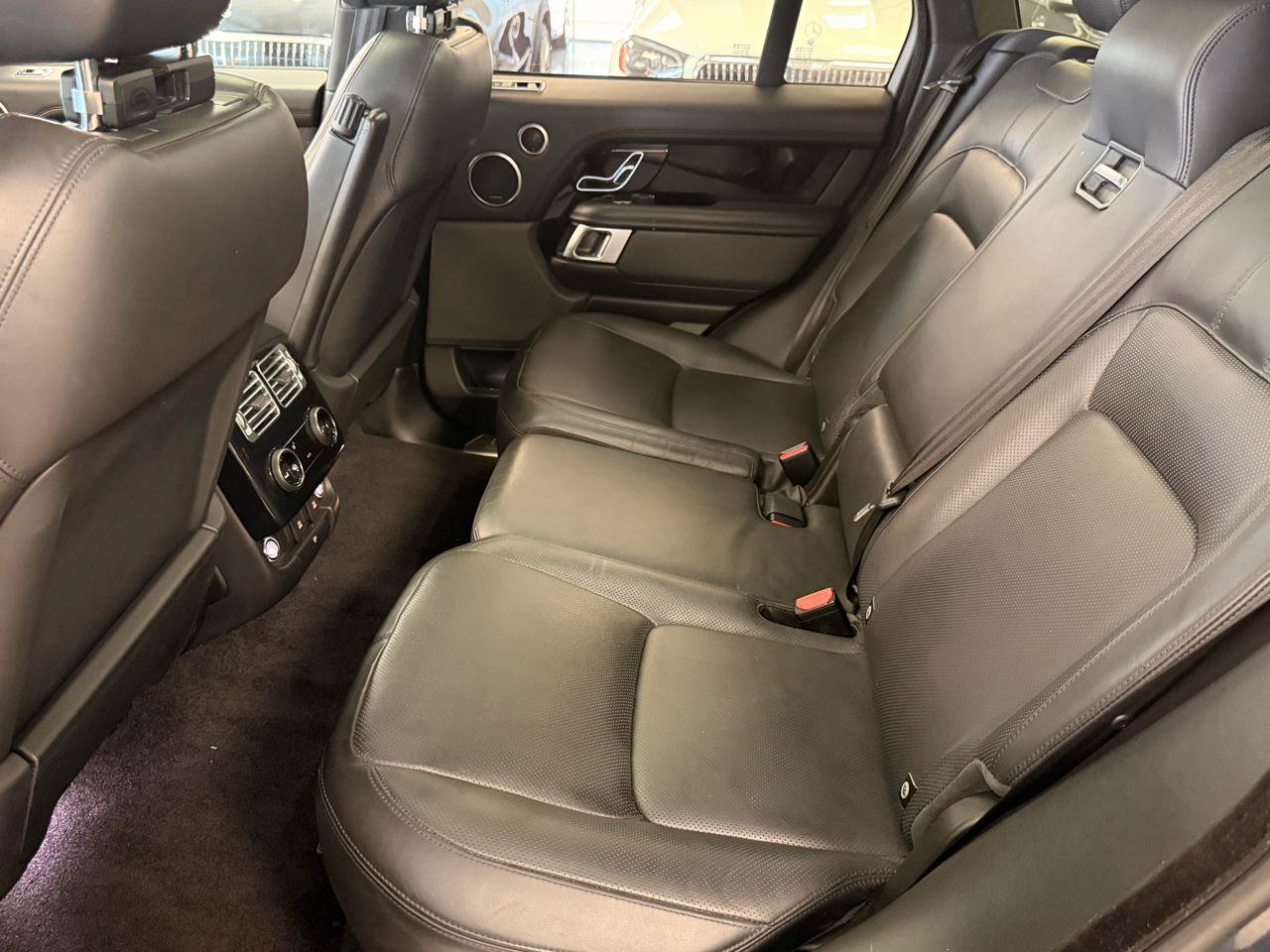 Used 2019 Land Rover Range Rover HSE AWD/4WD image 44