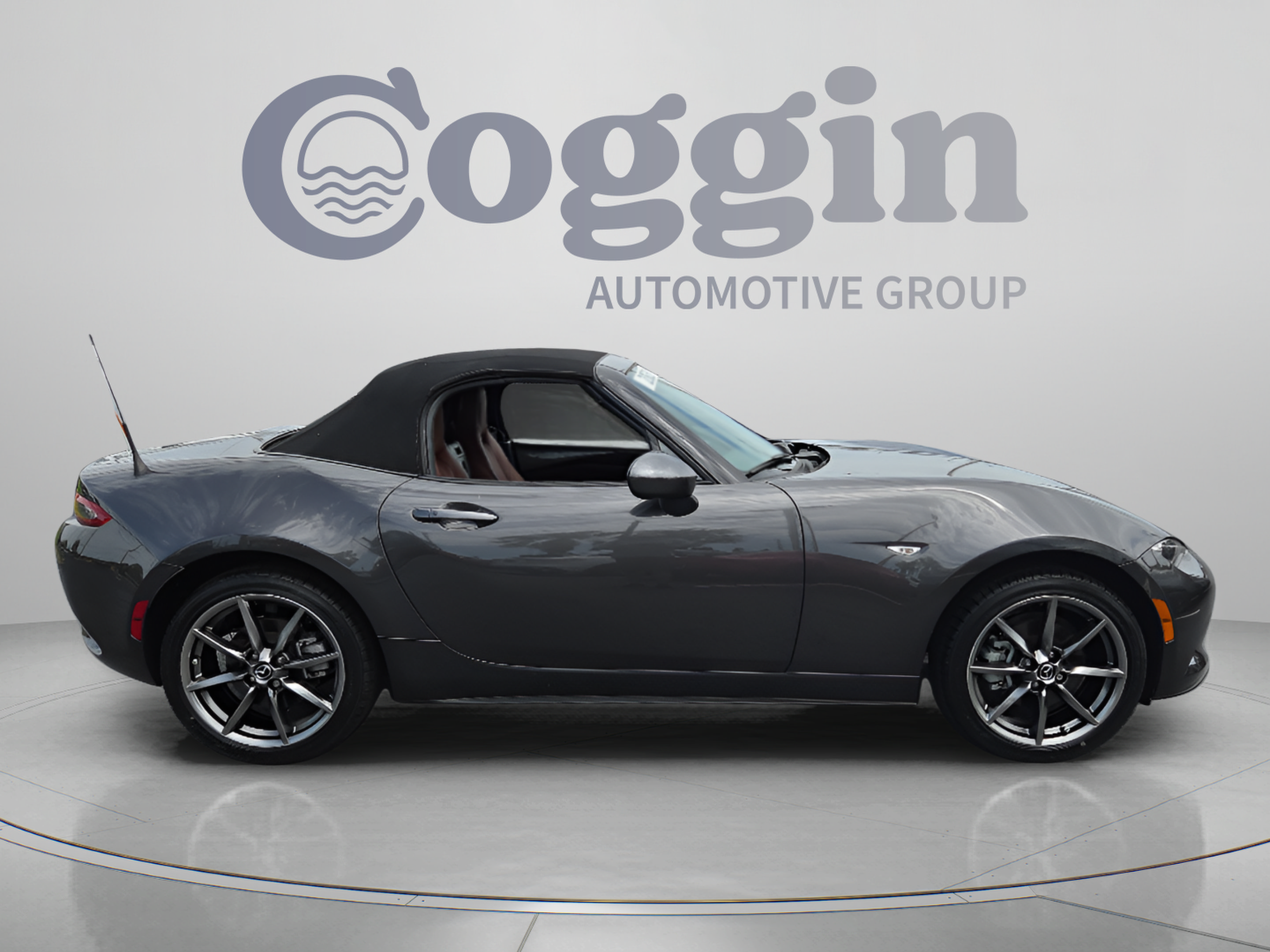 Used 2023 MAZDA MX-5 Miata Grand Touring RWD image 6