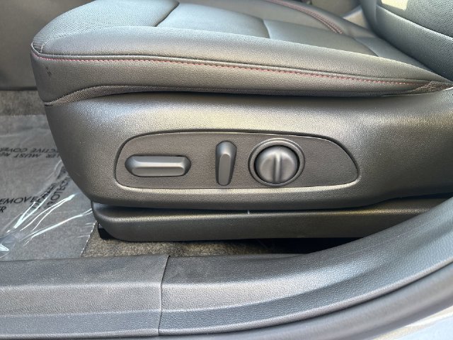 New 2026 Chevrolet Trax RS w/ Driver Confidence Package FWD image 20