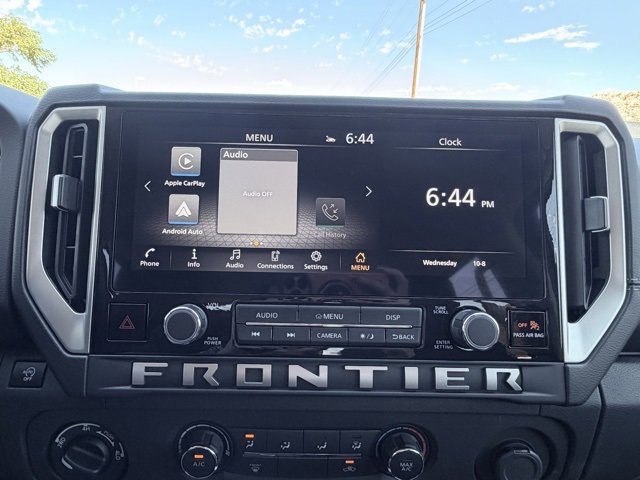 Certified 2025 Nissan Frontier SV image 14