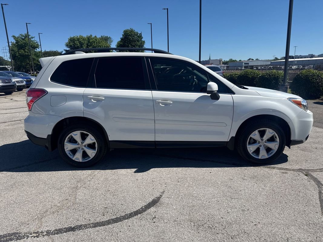 Used 2016 Subaru Forester 2.5i Limited AWD/4WD image 6