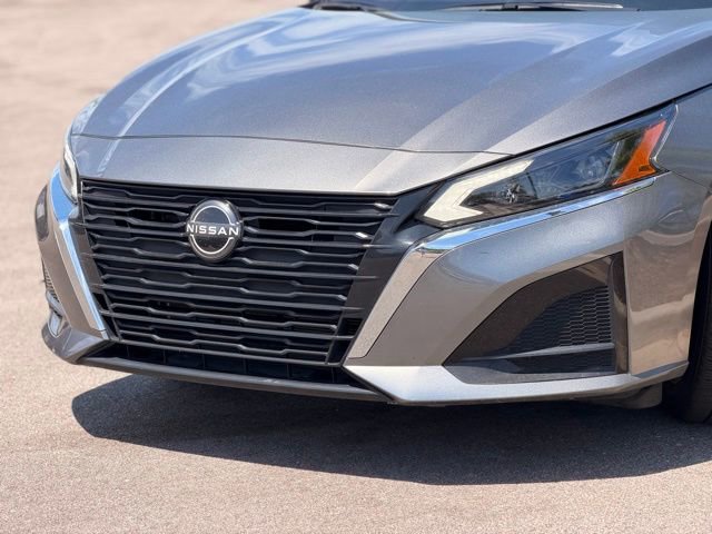 Used 2024 Nissan Altima 2.5 SV FWD image 6