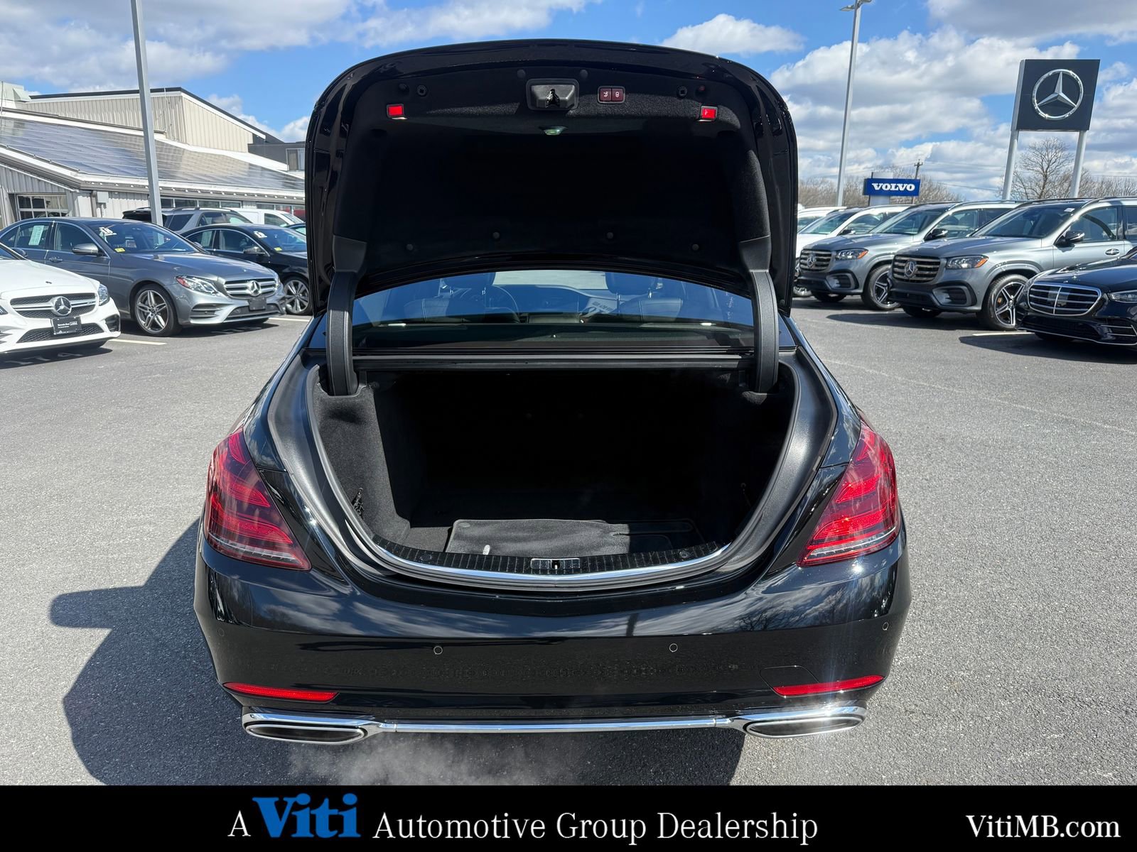 Used 2018 Mercedes-Benz S 560 4MATIC Sedan image 23