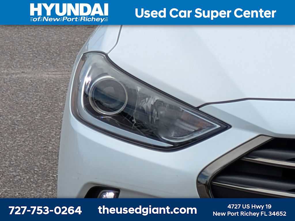 Used 2017 Hyundai Elantra Limited FWD image 9
