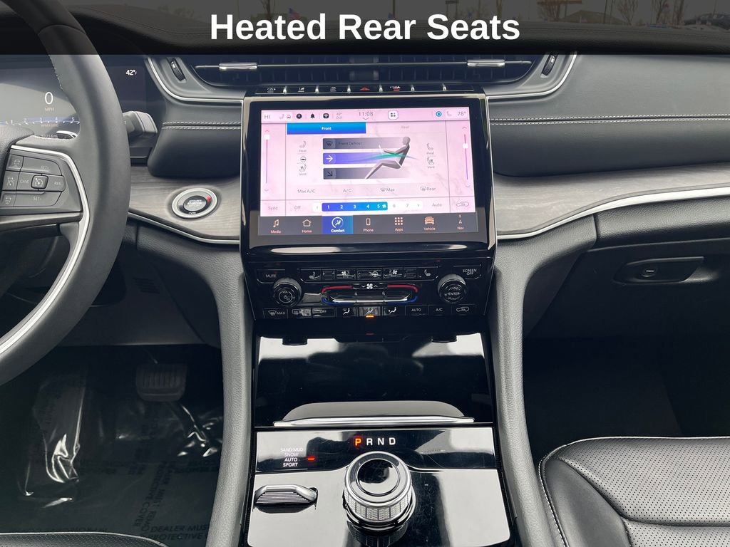 Used 2024 Jeep Grand Cherokee L Limited w/ Luxury Tech Group II image 27