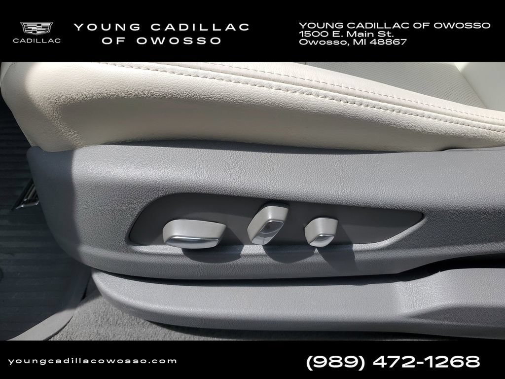 Certified 2025 Cadillac XT6 Premium Luxury w/ LPO, Floor Liner Package AWD/4WD image 9