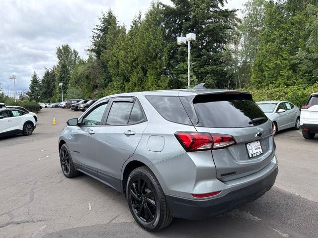 Used 2023 Chevrolet Equinox LS w/ LS Convenience Package AWD/4WD image 5