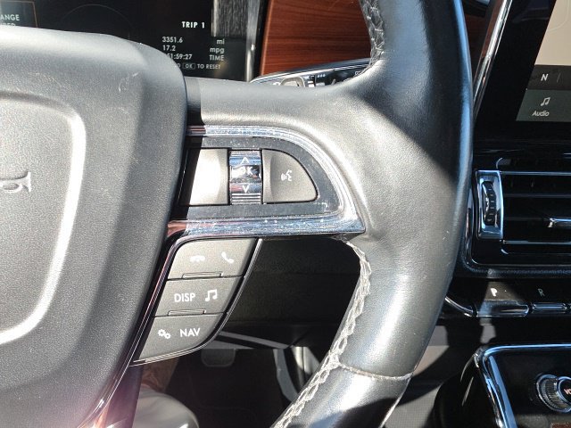 Used 2020 Lincoln Navigator Reserve AWD/4WD image 25