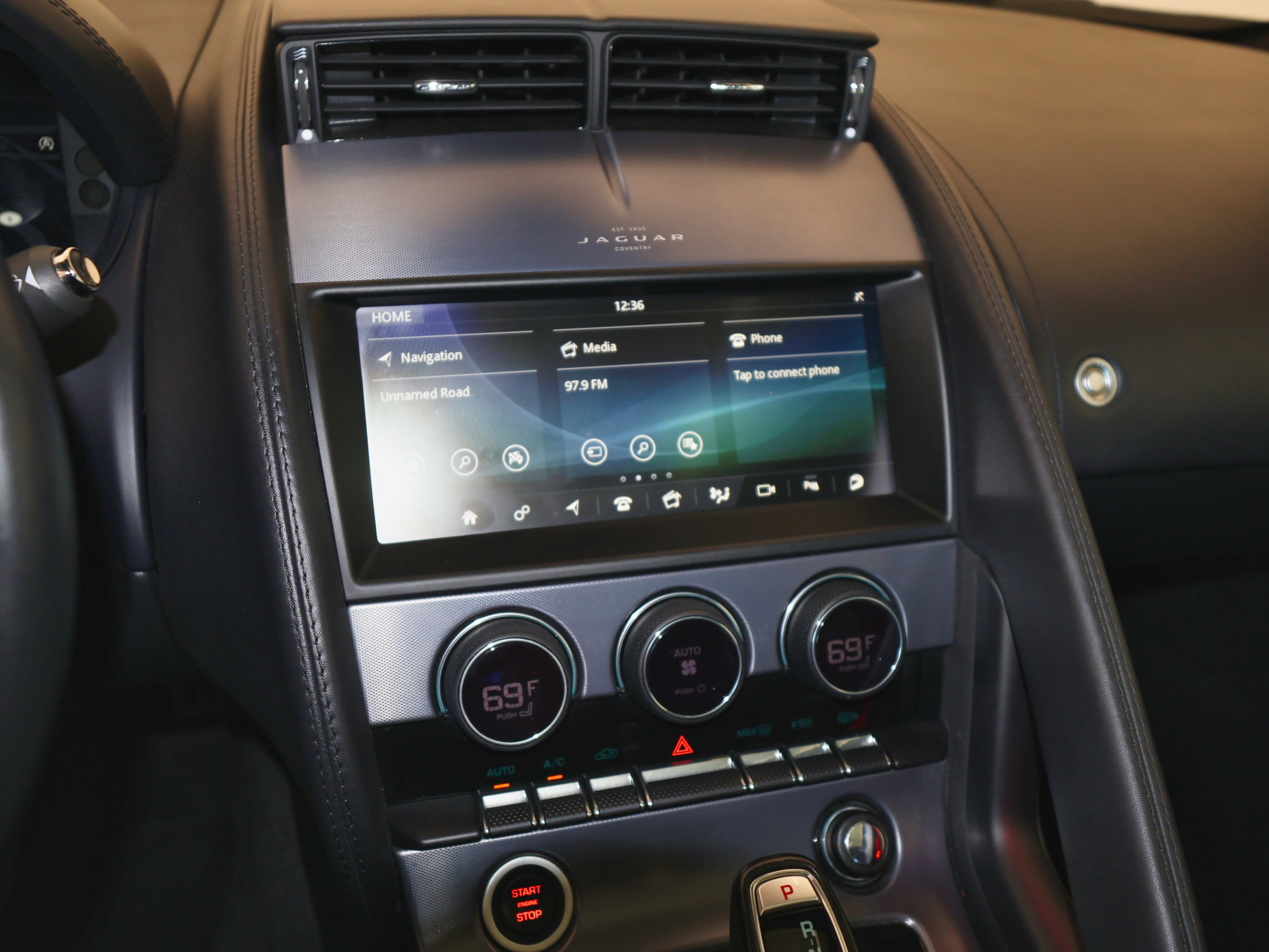 Used 2021 Jaguar F-TYPE R-Dynamic image 30