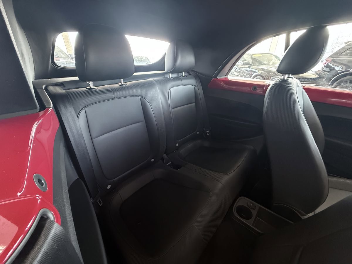 Used 2013 Volkswagen Beetle 2.5 image 28