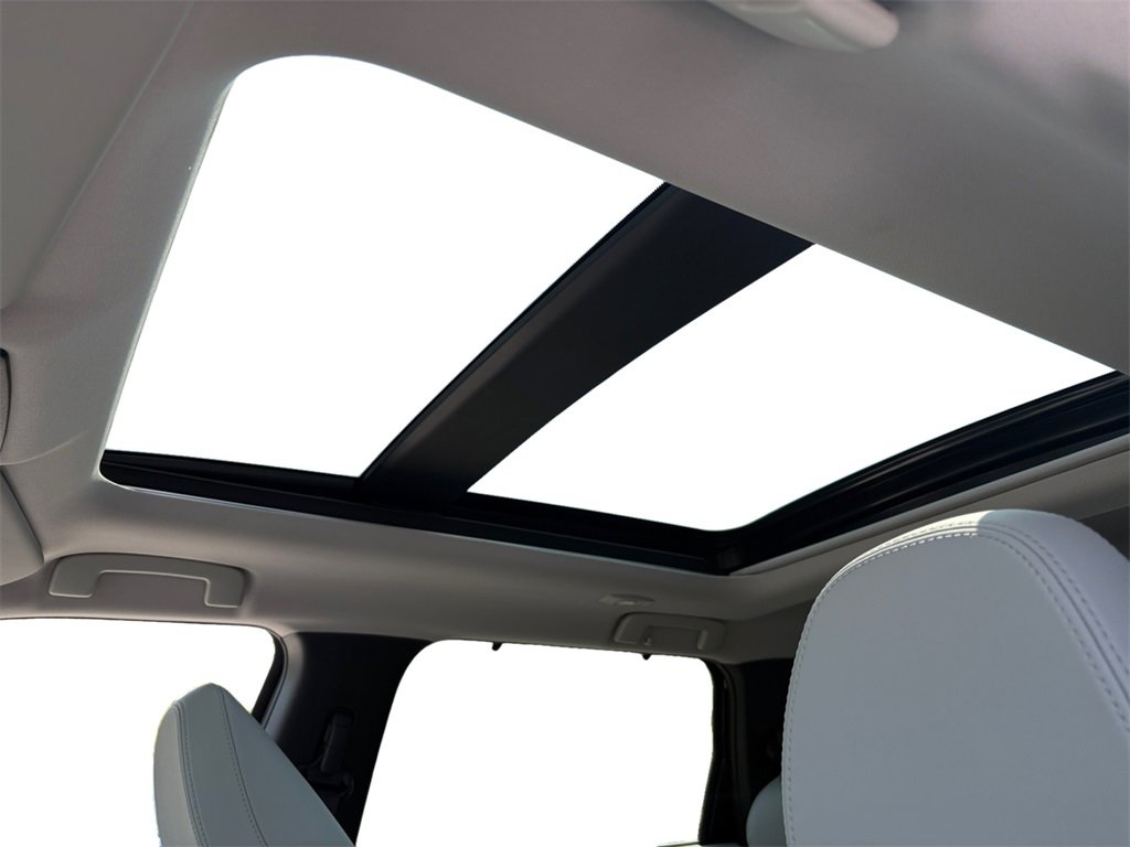 New 2025 Mitsubishi Outlander SEL image 5