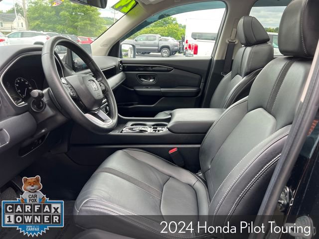 Used 2024 Honda Pilot Touring image 11