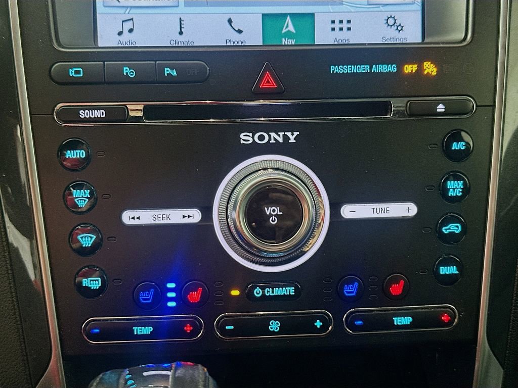 Used 2018 Ford Explorer Limited w/ Equipment Group 301A image 16