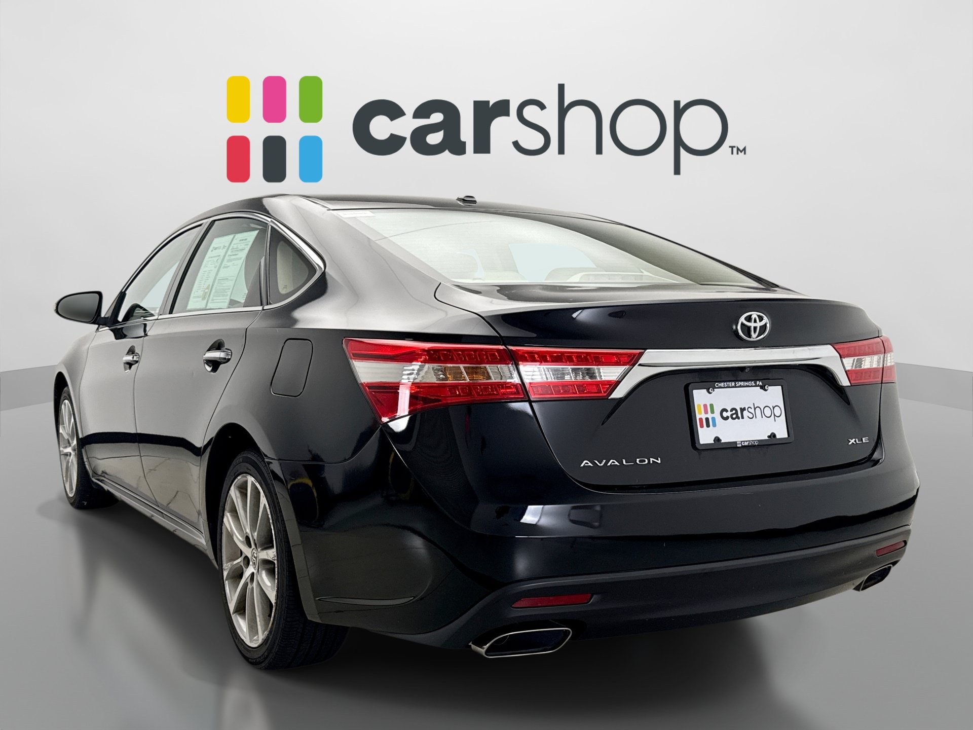 Used 2014 Toyota Avalon XLE Touring FWD image 3