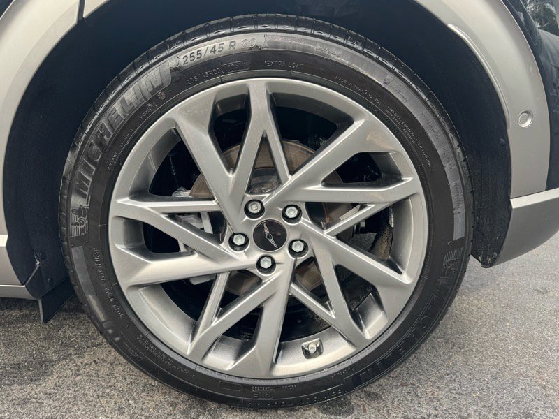 Used 2024 Genesis GV60 Advanced image 32