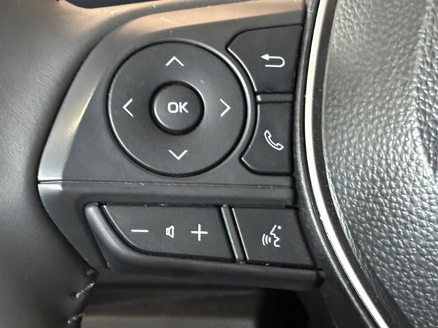 Used 2026 Toyota Corolla SE FWD image 12