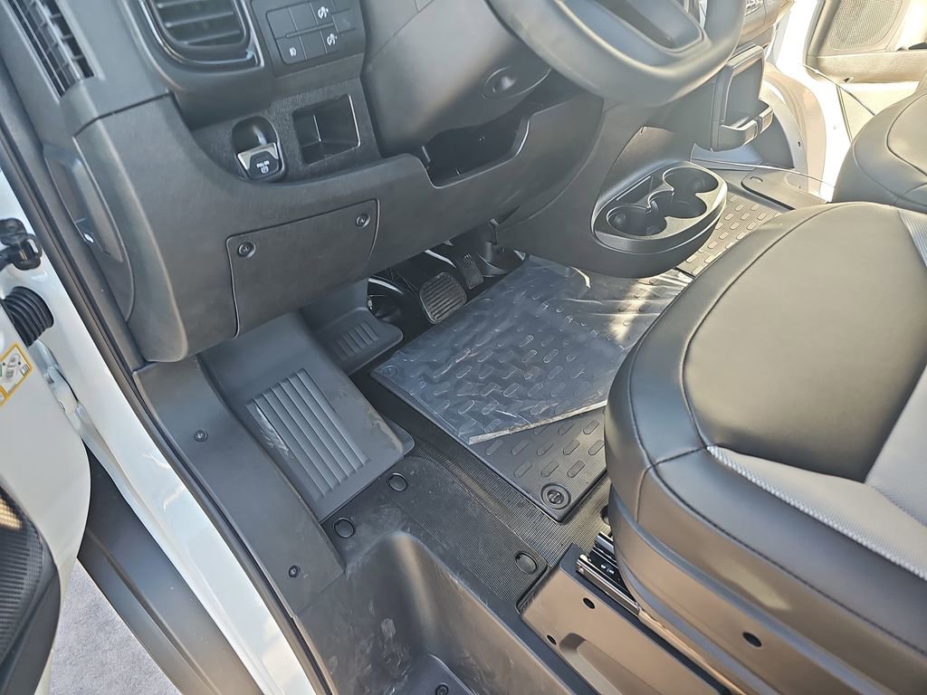 New 2026 RAM ProMaster 2500 w/ Convenience Group image 14