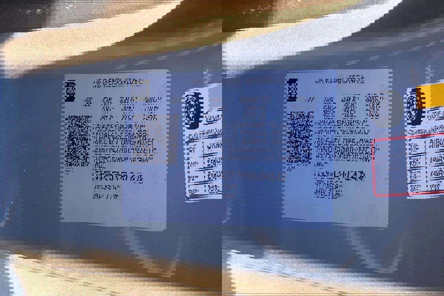 Used 2023 Chevrolet Camaro LT w/ RS Package image 30